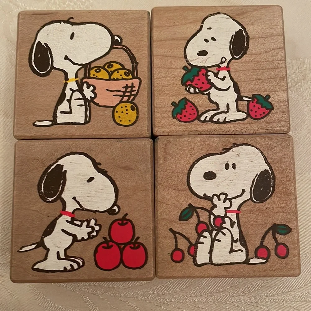 Vintage Snoopy Peanuts United Feature Syndicate inc wood blocks 1958 & 1965 (Mlb